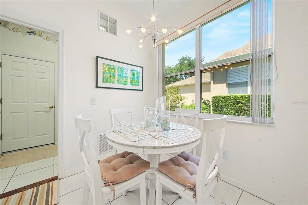 For Sale: $349,000 (2 beds, 2 baths, 1565 Square Feet)