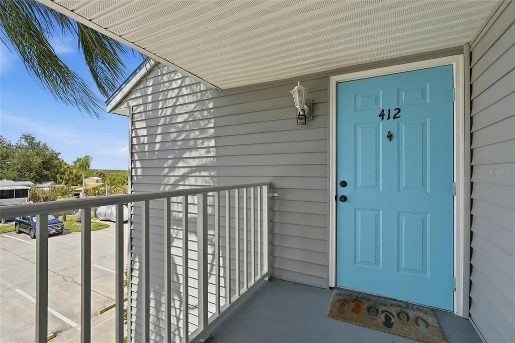 For Sale: $182,900 (1 beds, 1 baths, 798 Square Feet)