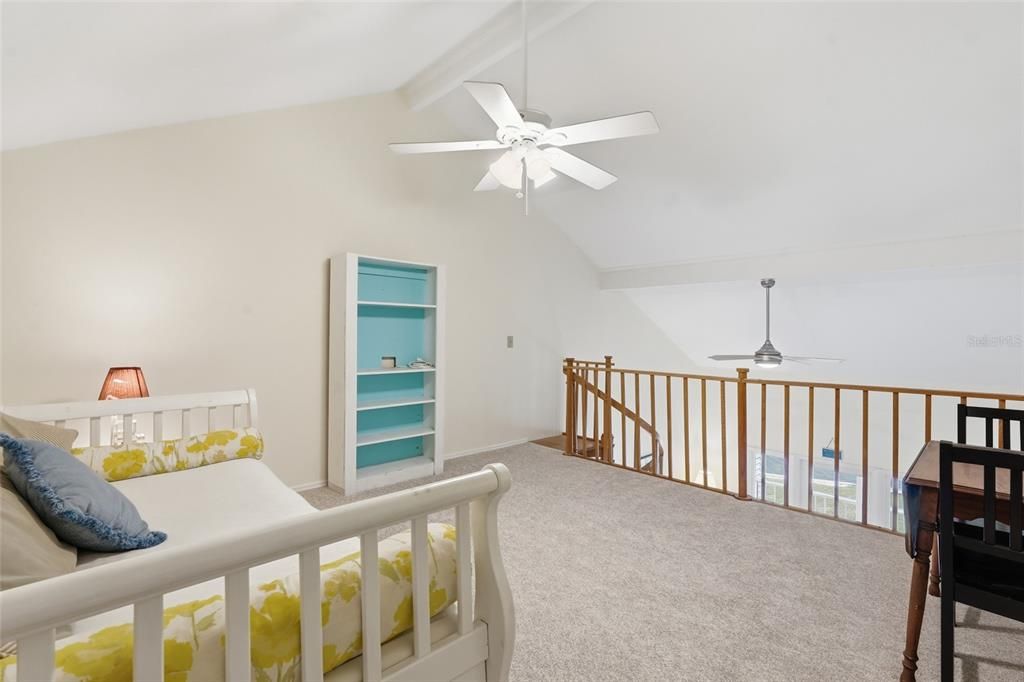 For Sale: $182,900 (1 beds, 1 baths, 798 Square Feet)