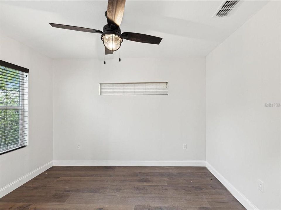 For Rent: $2,600 (3 beds, 2 baths, 1264 Square Feet)