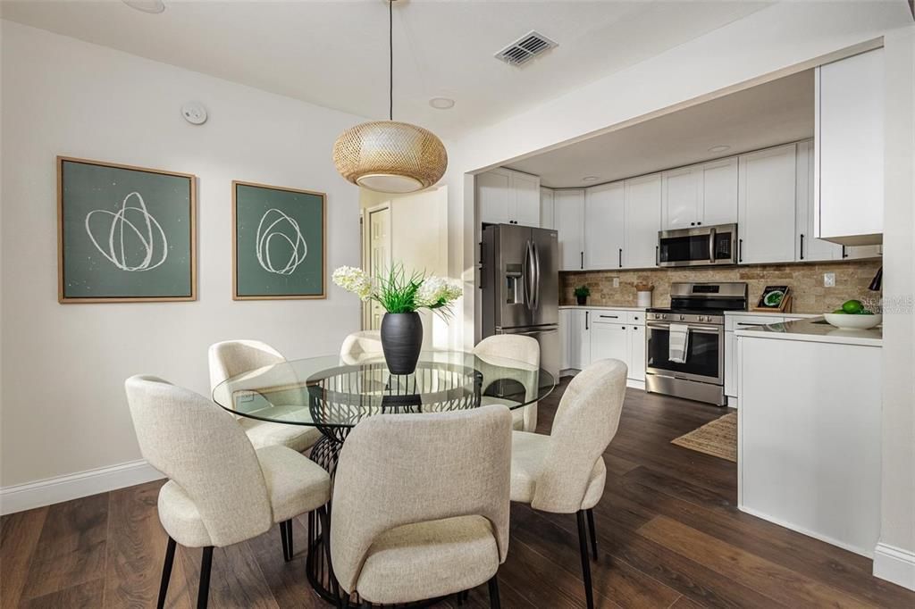For Rent: $2,600 (3 beds, 2 baths, 1264 Square Feet)