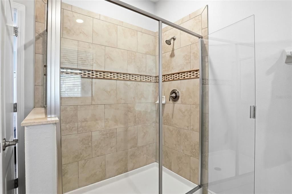 En Renta: $3,600 (7 camas, 5 baños, 3524 Pies cuadrados)