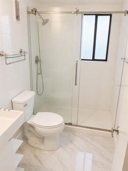 В аренду: $1,600 (2 спален, 2 ванн, 828 Квадратных фут)