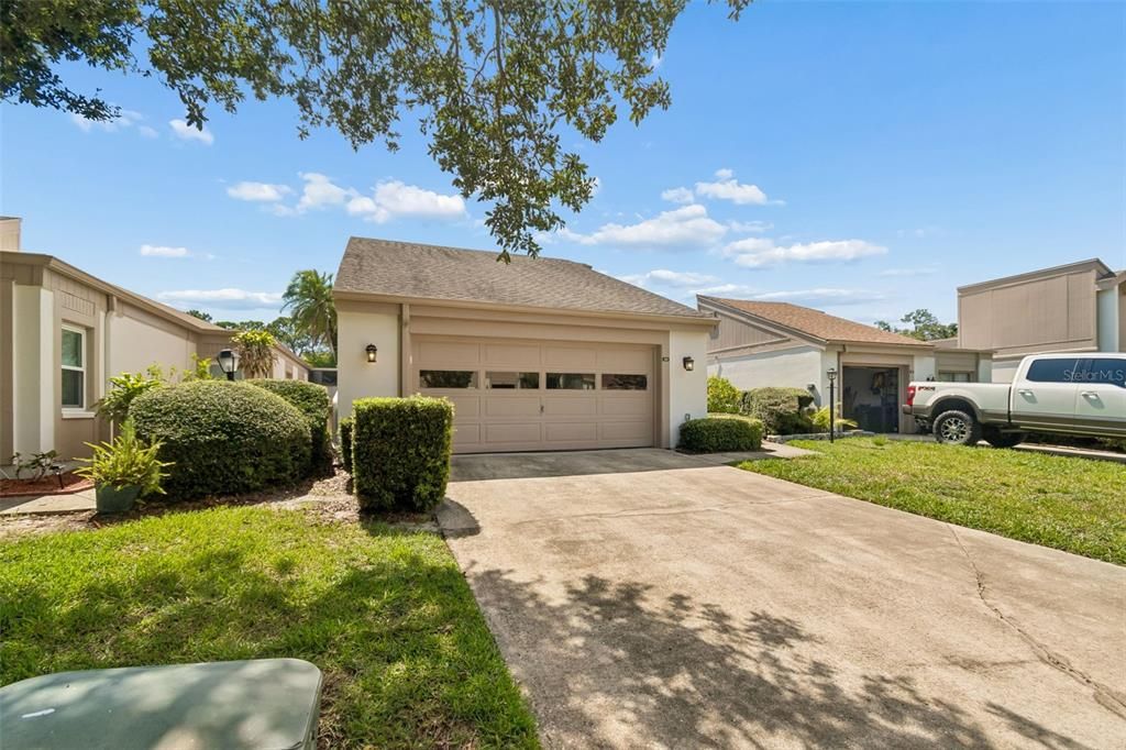 For Sale: $299,000 (2 beds, 2 baths, 1320 Square Feet)
