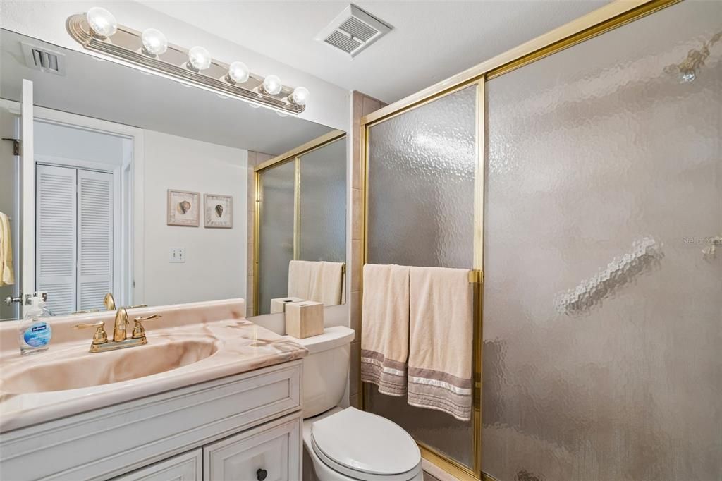 For Sale: $299,000 (2 beds, 2 baths, 1320 Square Feet)