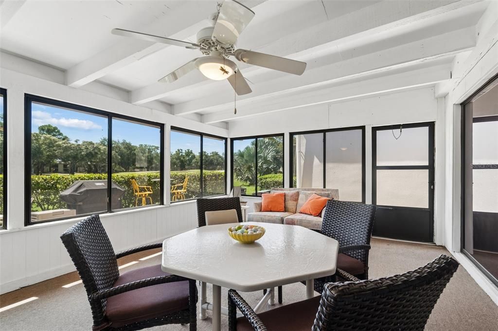 For Sale: $299,000 (2 beds, 2 baths, 1320 Square Feet)