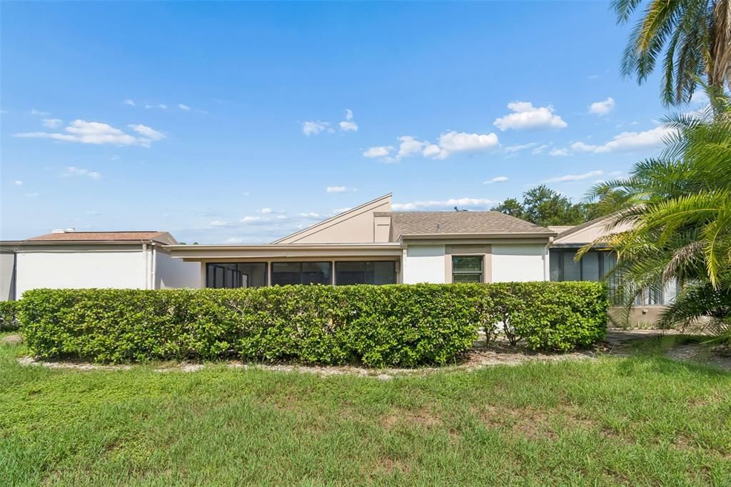 For Sale: $299,000 (2 beds, 2 baths, 1320 Square Feet)