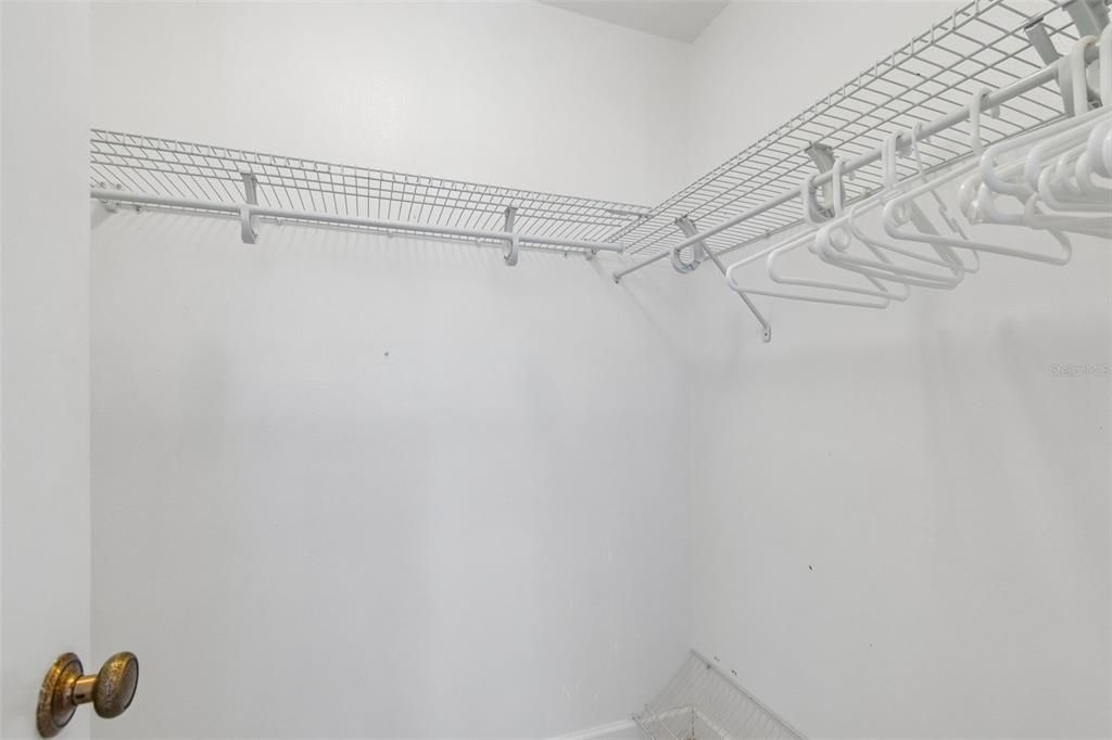 For Sale: $299,000 (2 beds, 2 baths, 1320 Square Feet)