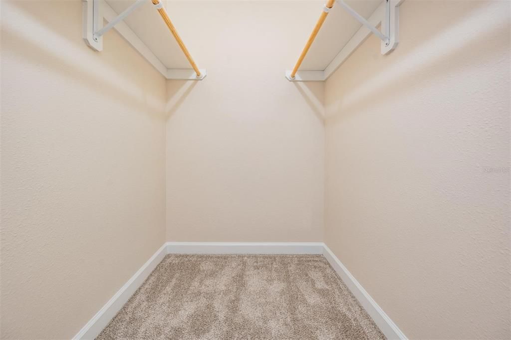 На продажу: $119,900 (2 спален, 2 ванн, 965 Квадратных фут)