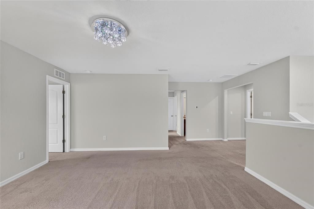 For Sale: $580,000 (4 beds, 3 baths, 3499 Square Feet)