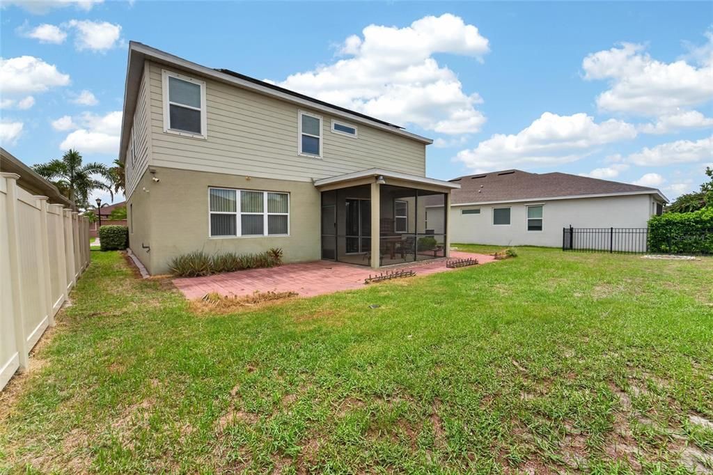 For Sale: $580,000 (4 beds, 3 baths, 3499 Square Feet)