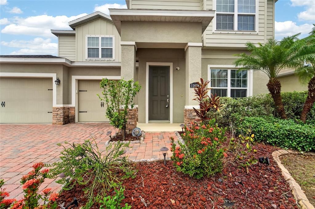 For Sale: $580,000 (4 beds, 3 baths, 3499 Square Feet)