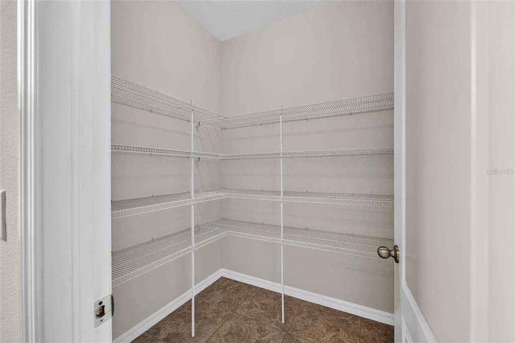 For Sale: $580,000 (4 beds, 3 baths, 3499 Square Feet)