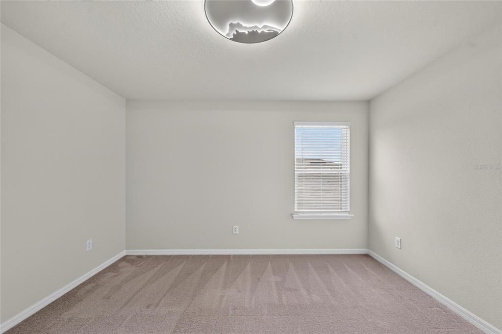 For Sale: $580,000 (4 beds, 3 baths, 3499 Square Feet)
