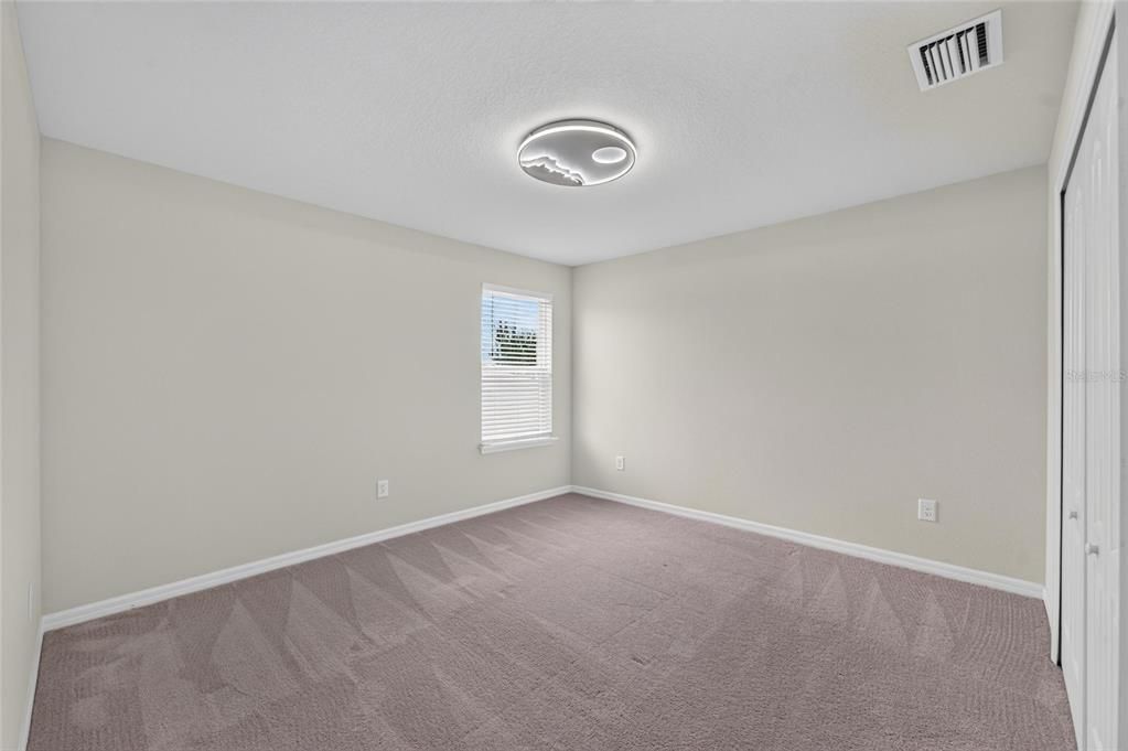 For Sale: $580,000 (4 beds, 3 baths, 3499 Square Feet)