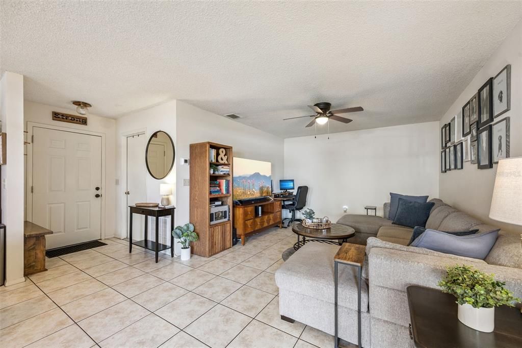 For Sale: $535,000 (4 beds, 0 baths, 2113 Square Feet)