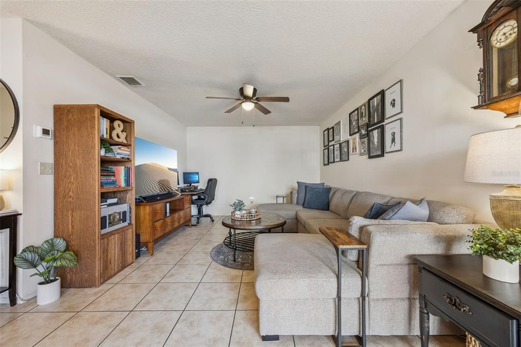 For Sale: $535,000 (4 beds, 0 baths, 2113 Square Feet)