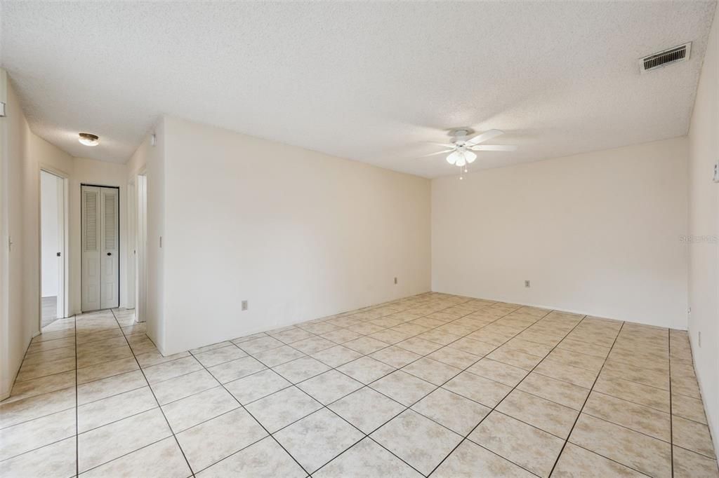 For Sale: $535,000 (4 beds, 0 baths, 2113 Square Feet)