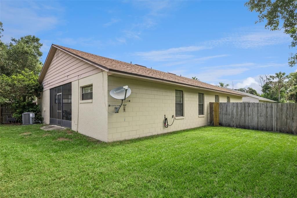 For Sale: $535,000 (4 beds, 0 baths, 2113 Square Feet)