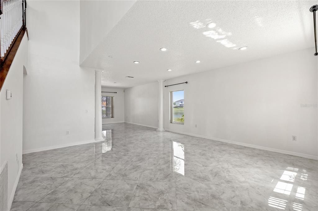 Activo con contrato: $499,990 (4 camas, 3 baños, 2869 Pies cuadrados)