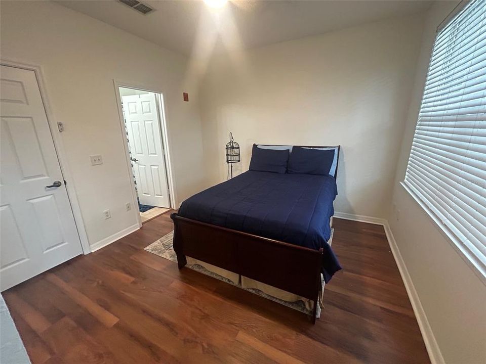 For Rent: $2,100 (2 beds, 2 baths, 1080 Square Feet)