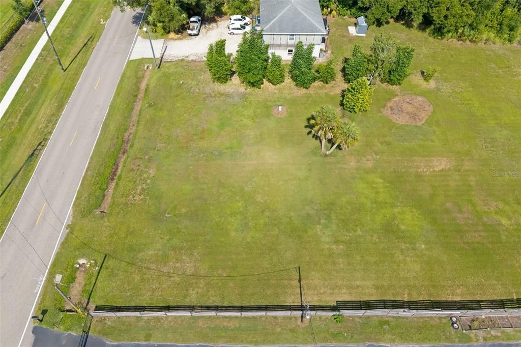 待售: $249,000 (0.71 acres)
