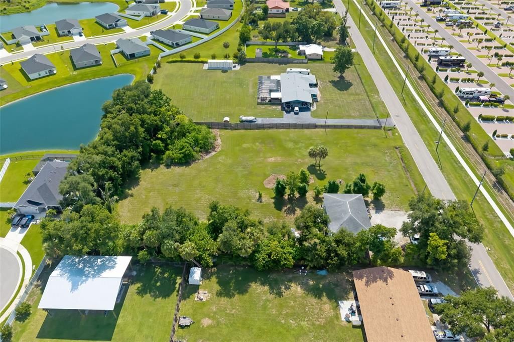 待售: $249,000 (0.71 acres)