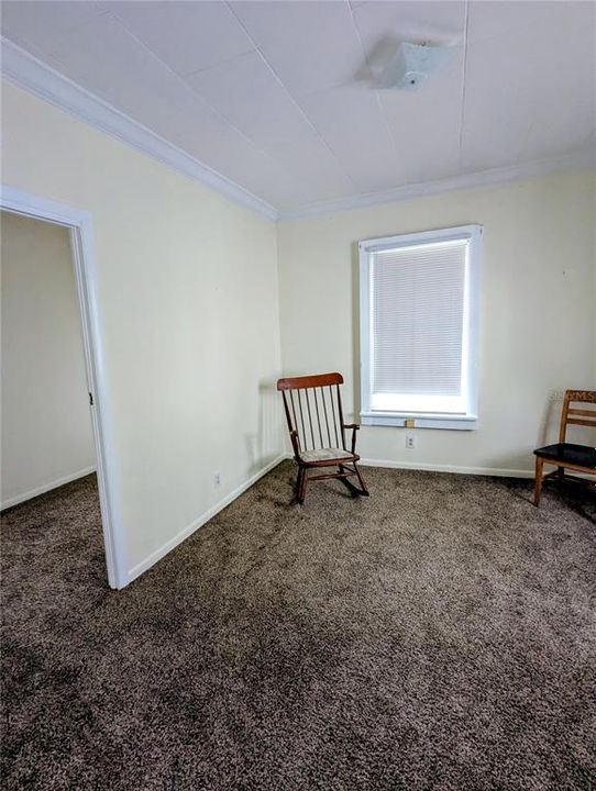 For Rent: $1,225 (2 beds, 1 baths, 1226 Square Feet)