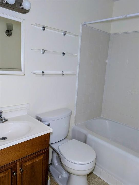 For Rent: $1,225 (2 beds, 1 baths, 1226 Square Feet)