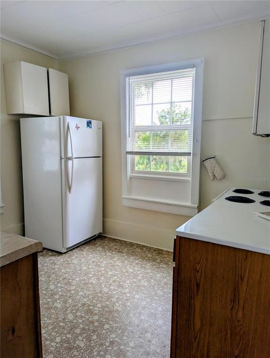 For Rent: $1,225 (2 beds, 1 baths, 1226 Square Feet)