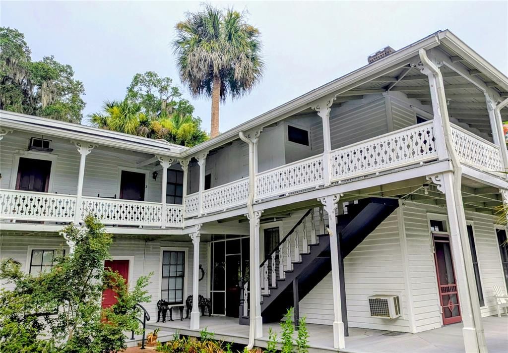 For Rent: $1,225 (2 beds, 1 baths, 1226 Square Feet)
