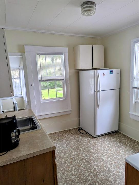 For Rent: $1,225 (2 beds, 1 baths, 1226 Square Feet)