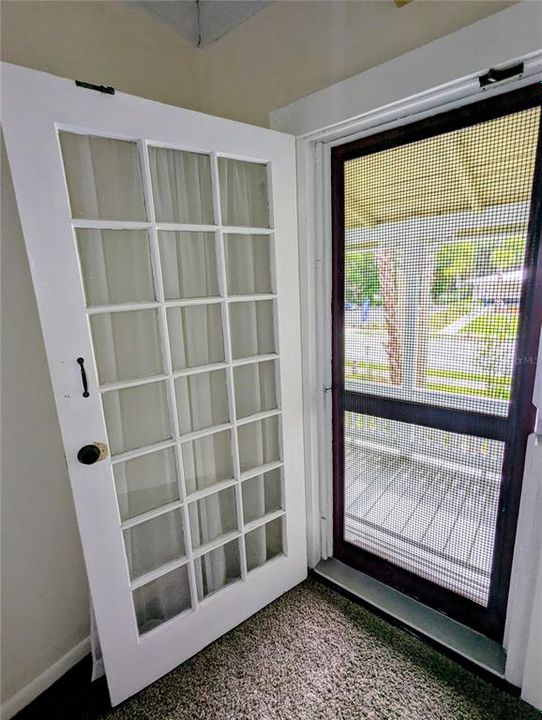 For Rent: $1,225 (2 beds, 1 baths, 1226 Square Feet)