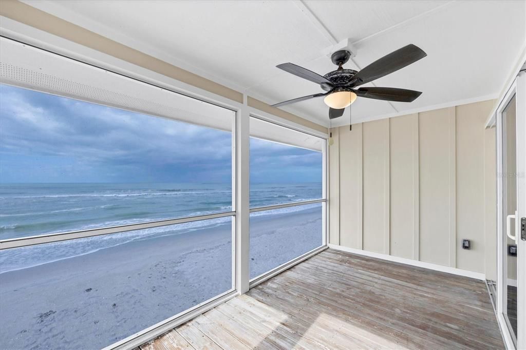 For Sale: $874,900 (2 beds, 2 baths, 1347 Square Feet)