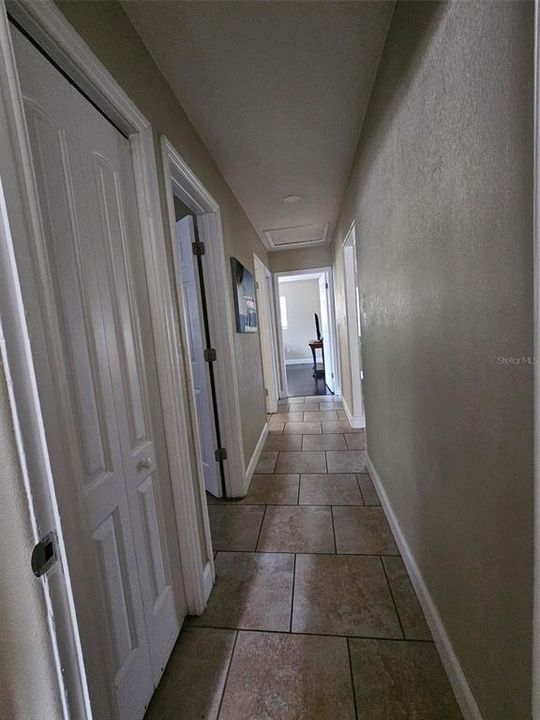 En Venta: $549,990 (4 camas, 2 baños, 2251 Pies cuadrados)