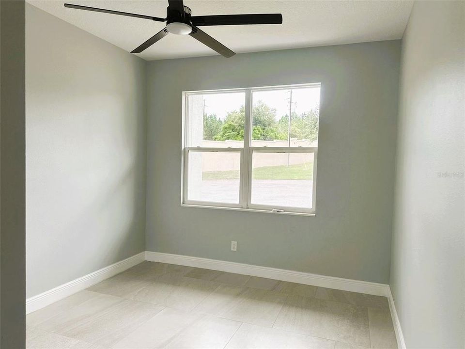 En Venta: $599,900 (4 camas, 4 baños, 2724 Pies cuadrados)