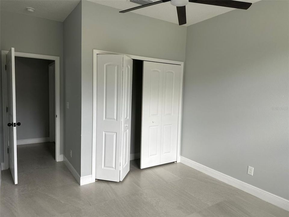 En Venta: $599,900 (4 camas, 4 baños, 2724 Pies cuadrados)