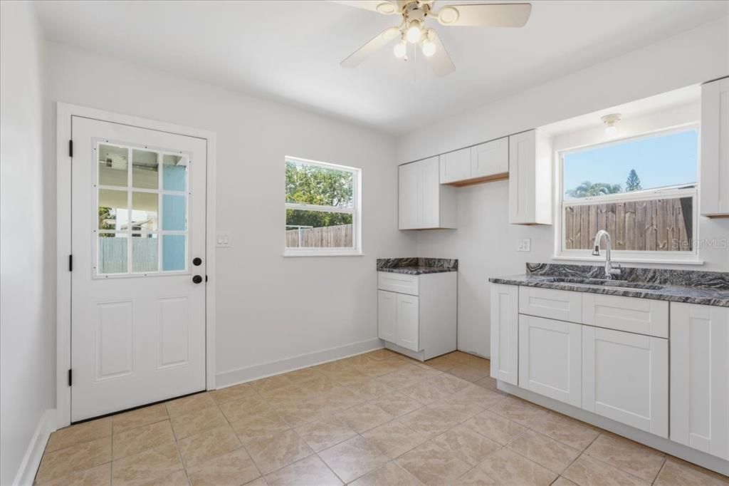 En Venta: $499,900 (2 camas, 1 baños, 768 Pies cuadrados)
