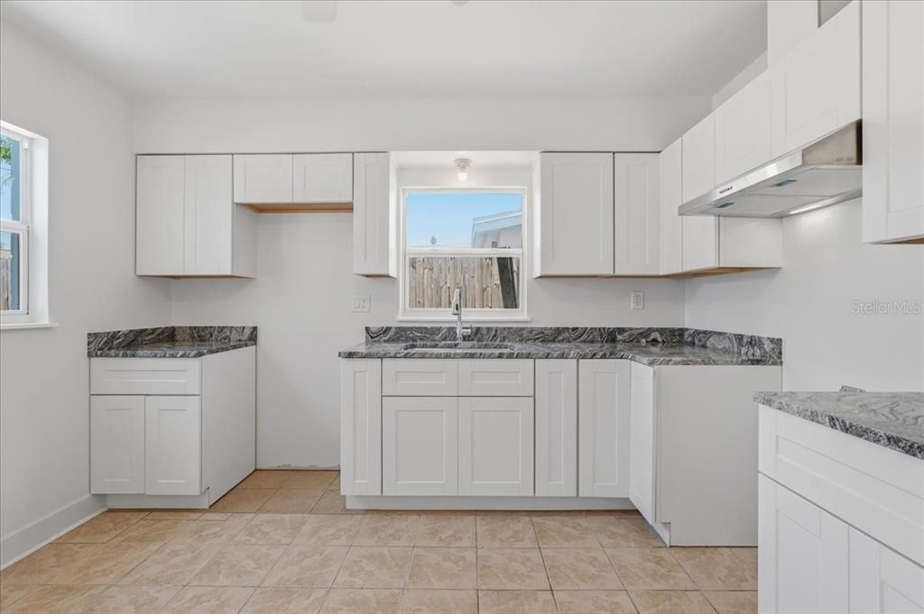 En Venta: $499,900 (2 camas, 1 baños, 768 Pies cuadrados)