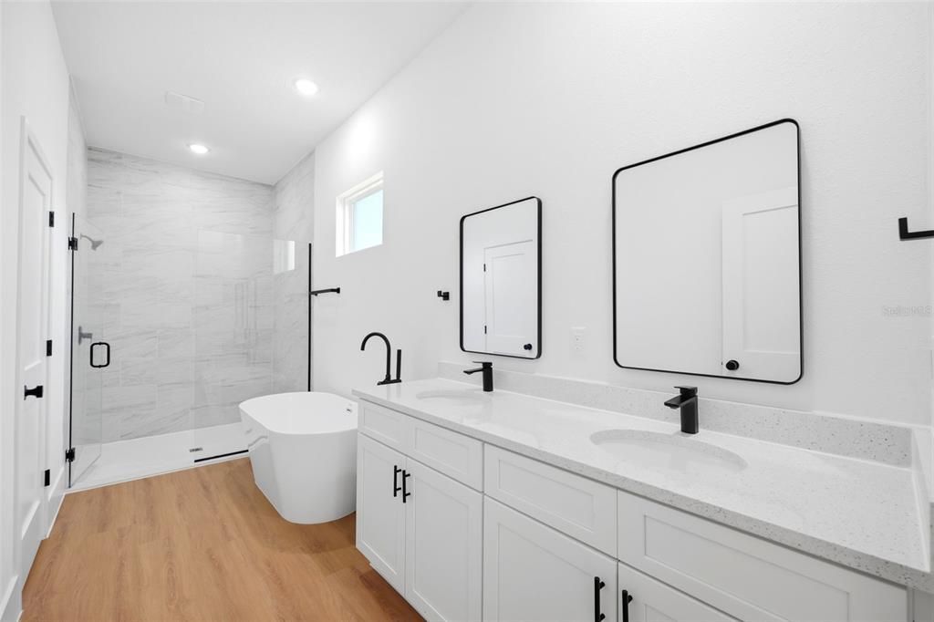 En Venta: $394,990 (4 camas, 2 baños, 1799 Pies cuadrados)