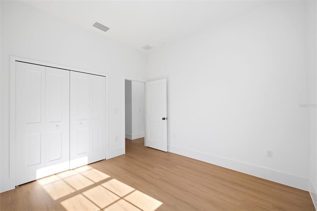 En Venta: $394,990 (4 camas, 2 baños, 1799 Pies cuadrados)