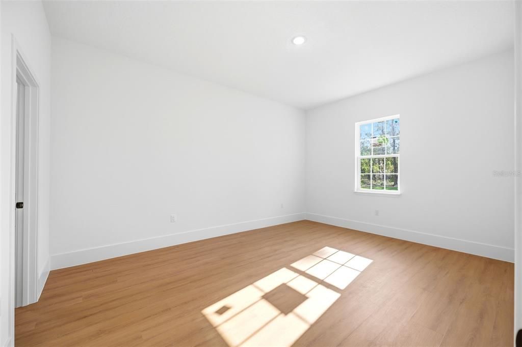 En Venta: $394,990 (4 camas, 2 baños, 1799 Pies cuadrados)