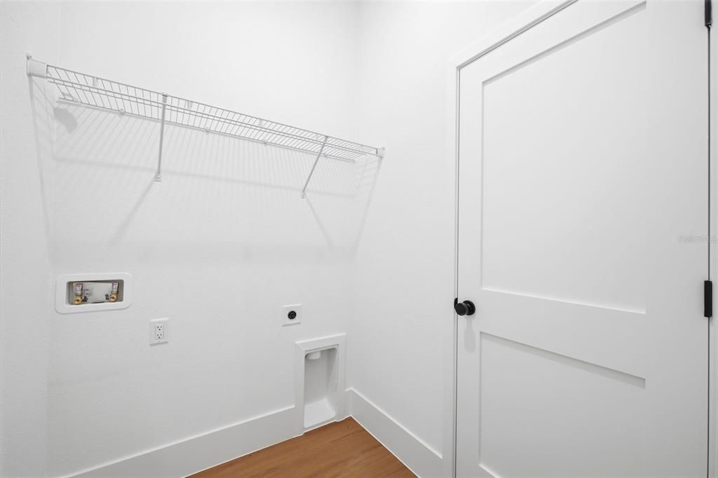 En Venta: $394,990 (4 camas, 2 baños, 1799 Pies cuadrados)