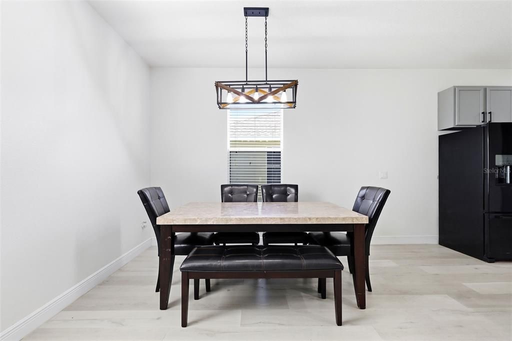 For Sale: $438,000 (4 beds, 2 baths, 2503 Square Feet)