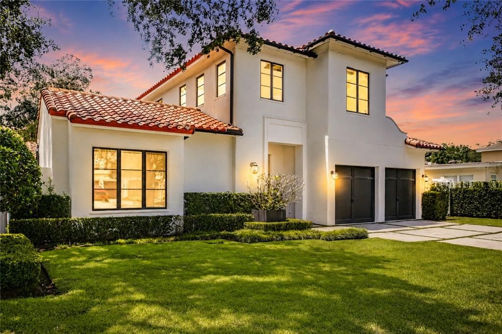 For Sale: $2,195,000 (4 beds, 4 baths, 3691 Square Feet)
