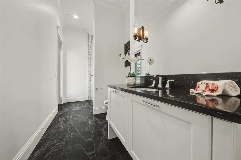For Sale: $2,195,000 (4 beds, 4 baths, 3691 Square Feet)