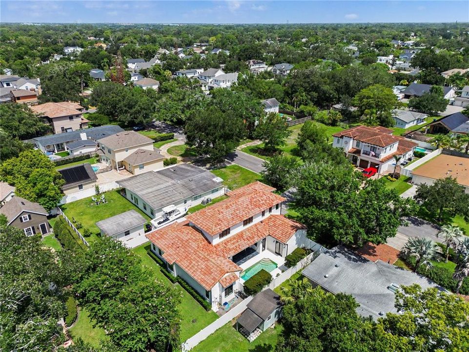 For Sale: $2,195,000 (4 beds, 4 baths, 3691 Square Feet)