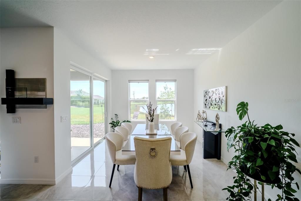 En Venta: $1,100,000 (5 camas, 4 baños, 3847 Pies cuadrados)