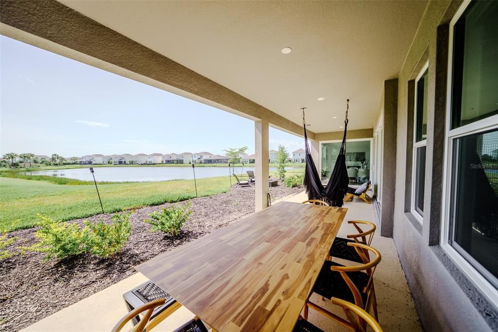 En Venta: $1,100,000 (5 camas, 4 baños, 3847 Pies cuadrados)