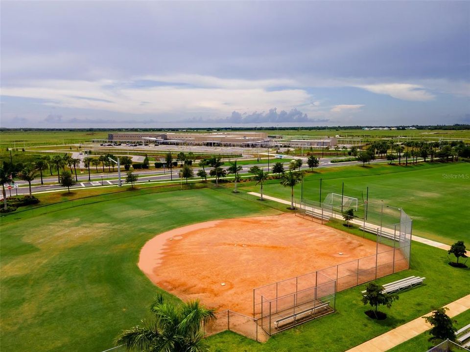 En Venta: $1,100,000 (5 camas, 4 baños, 3847 Pies cuadrados)